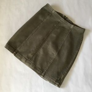 Free People Skirt in Army Green Denim Mini Sz 6
